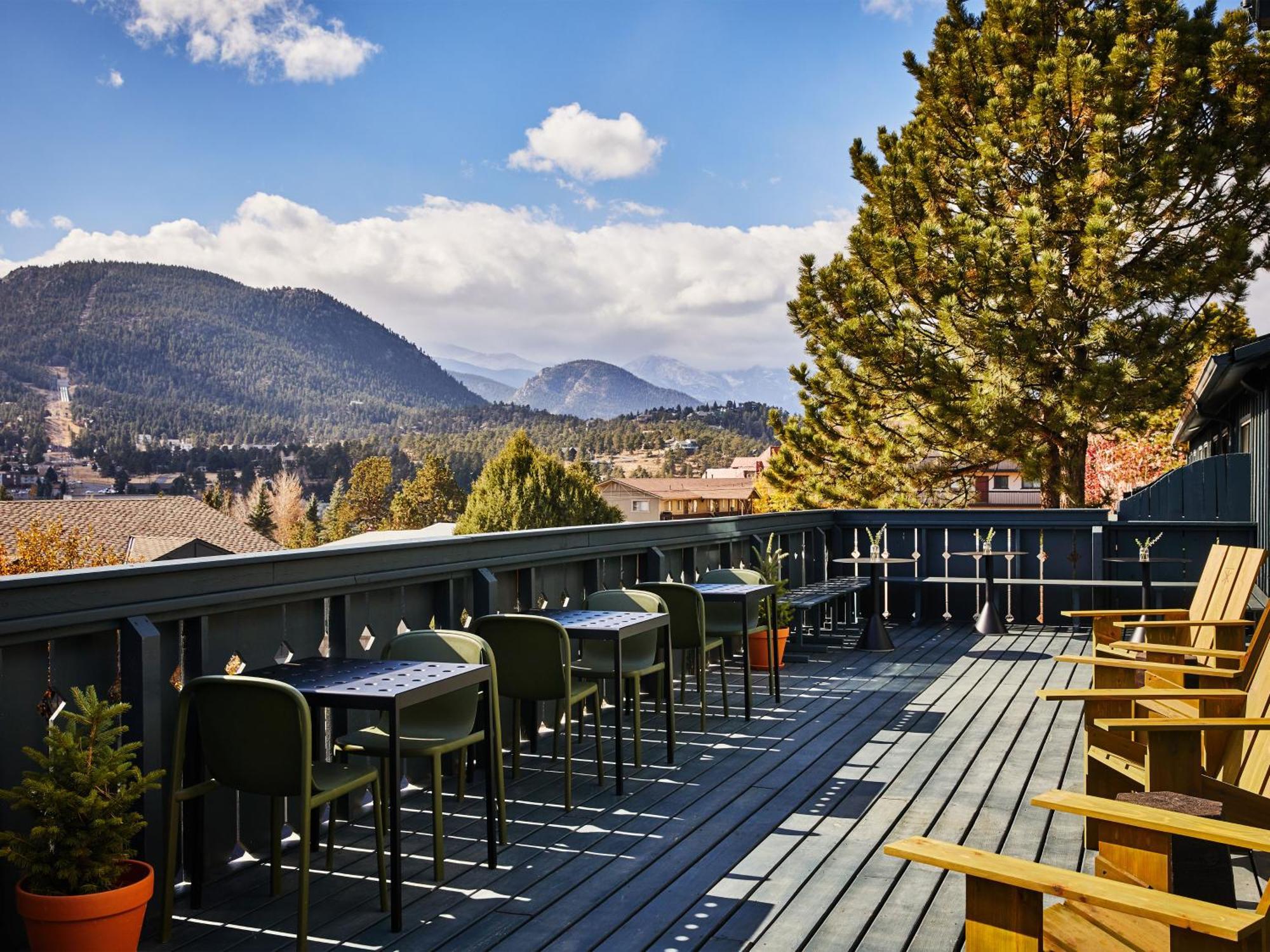 Отель Trailborn Rocky Mountains Outpost Эстес Парк Экстерьер фото